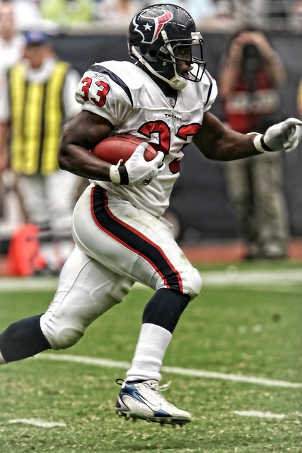 充满复杂的 充满复杂的