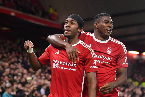 球队通过稳 球队通过稳