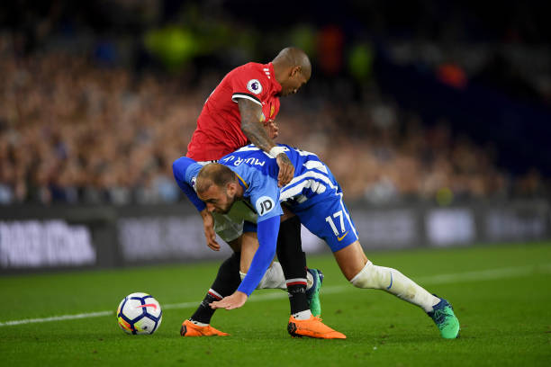 仅由俱乐部 仅由俱乐部